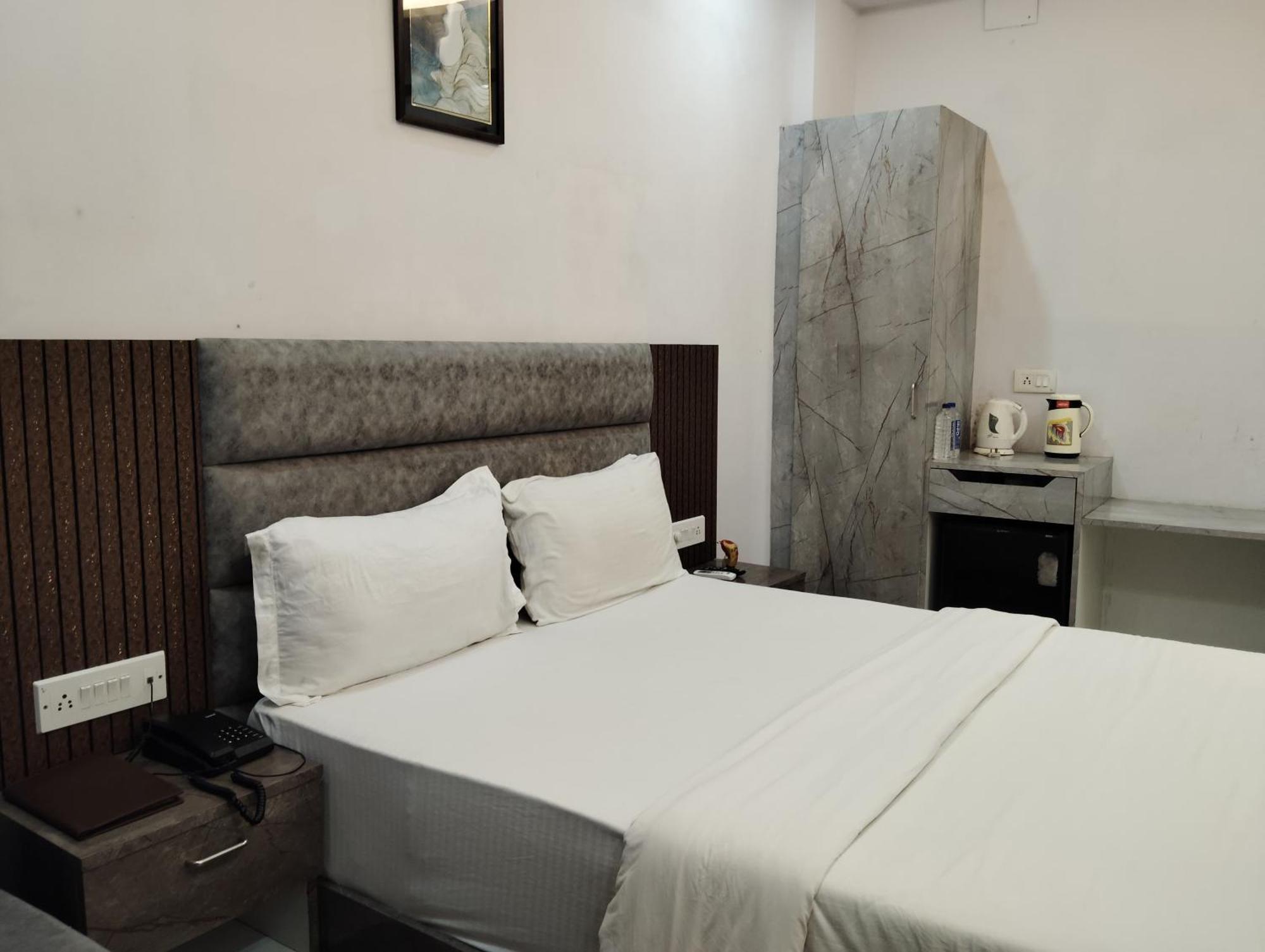 Hotel Dreamland 普里 外观 照片