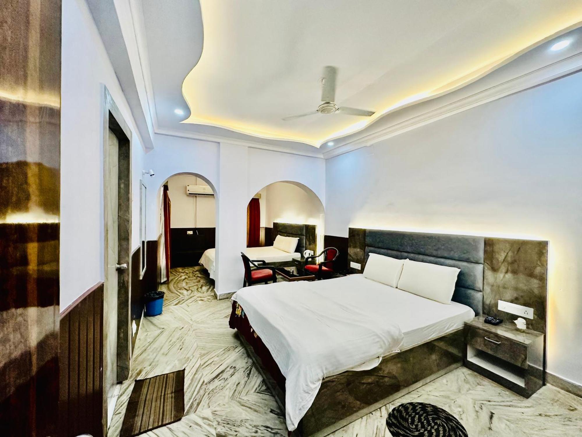 Hotel Dreamland 普里 外观 照片